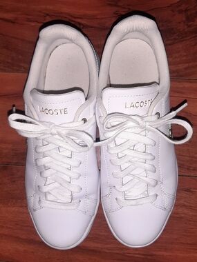 Lacoste Sneakers